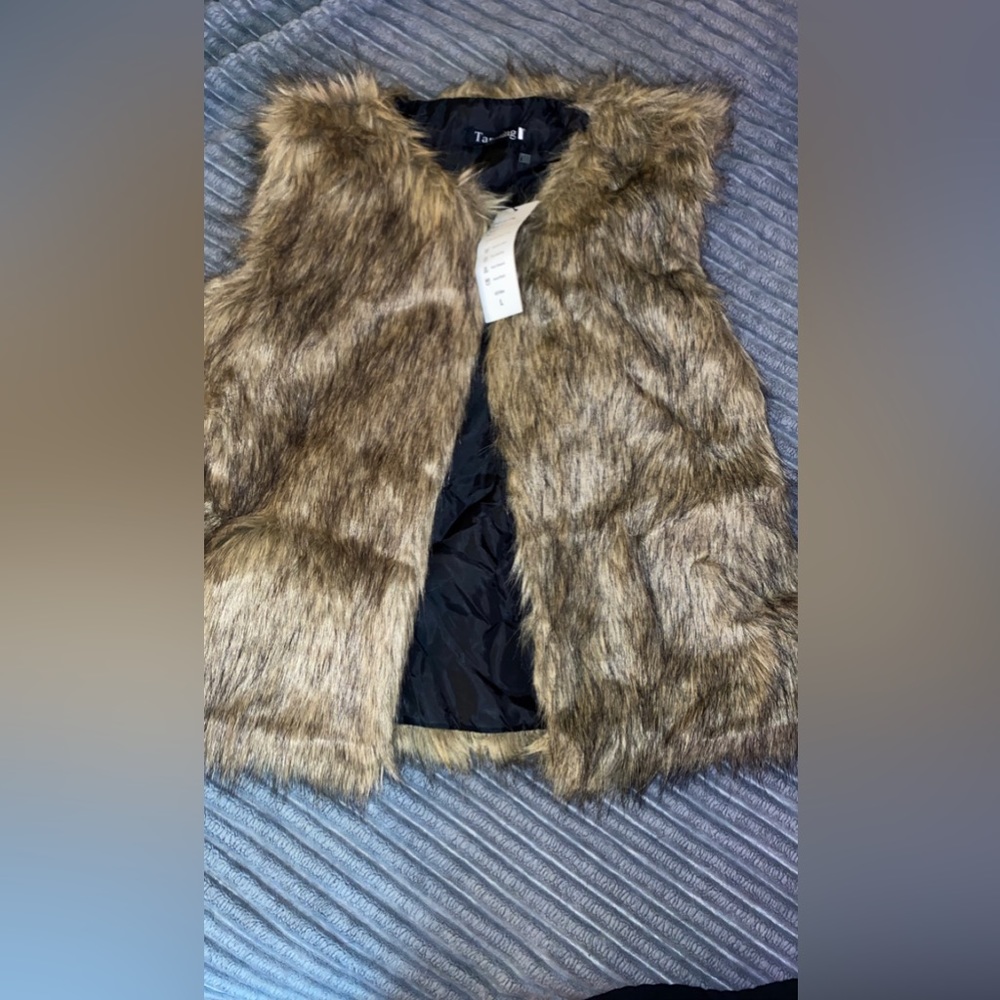 BOUTIQUE FAUX FUR VEST